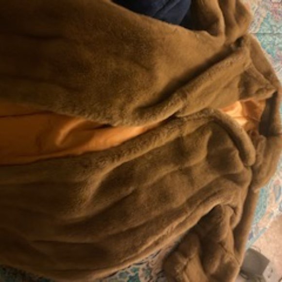 Tissavel Country Pacer Fur Coat - Picture 5 of 5